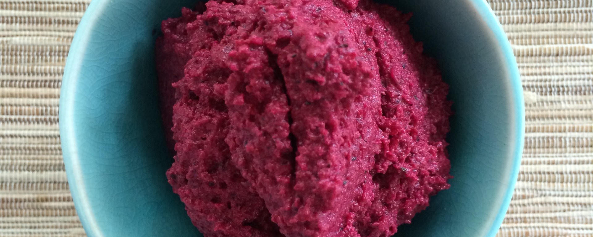 Beetroot-lime-dip